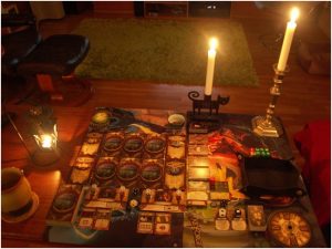 07-Elder-Sign-com-Ambientacao-300x225 Pequena "Enciclopédia" Sobre Board Games de Horror - Parte 1