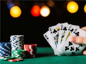 Poker-300x224 14ª Dica p/ Novos Jogadores – Conheça as Mecânicas Clássicas