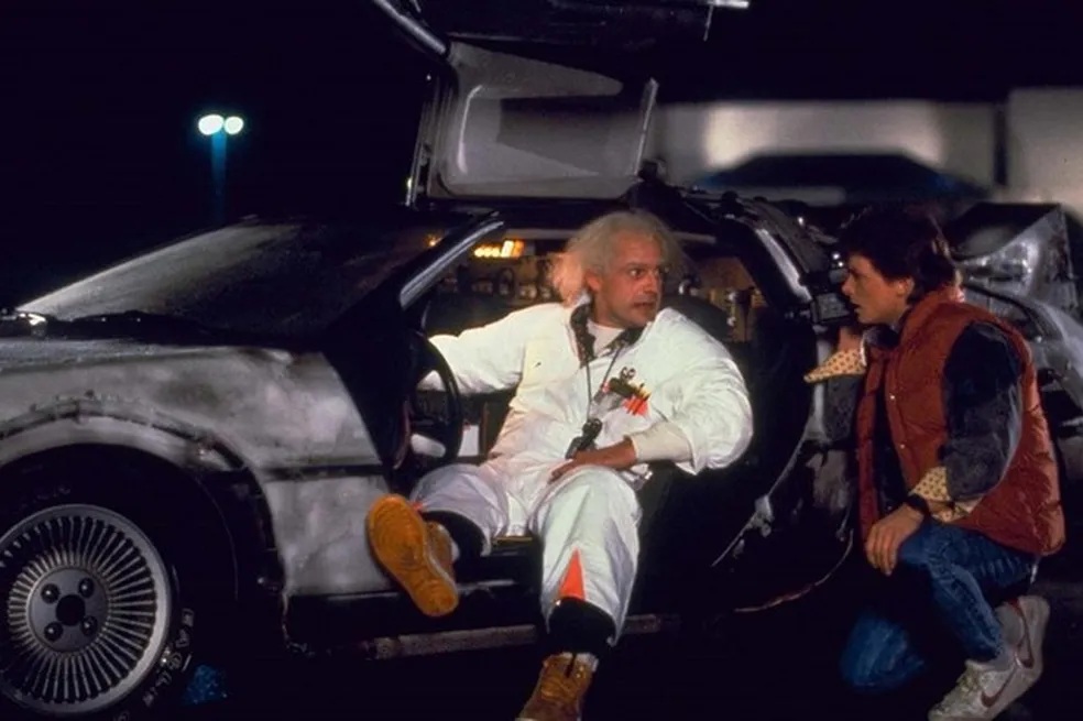 delorean De Volta para o Futuro - 40 anos de um clássico de aventura temporal